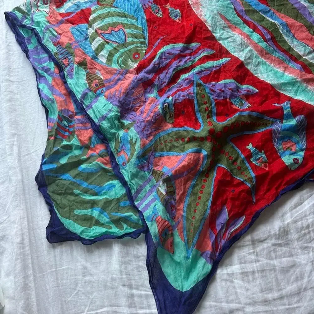 Vintage 100 cotton fish print